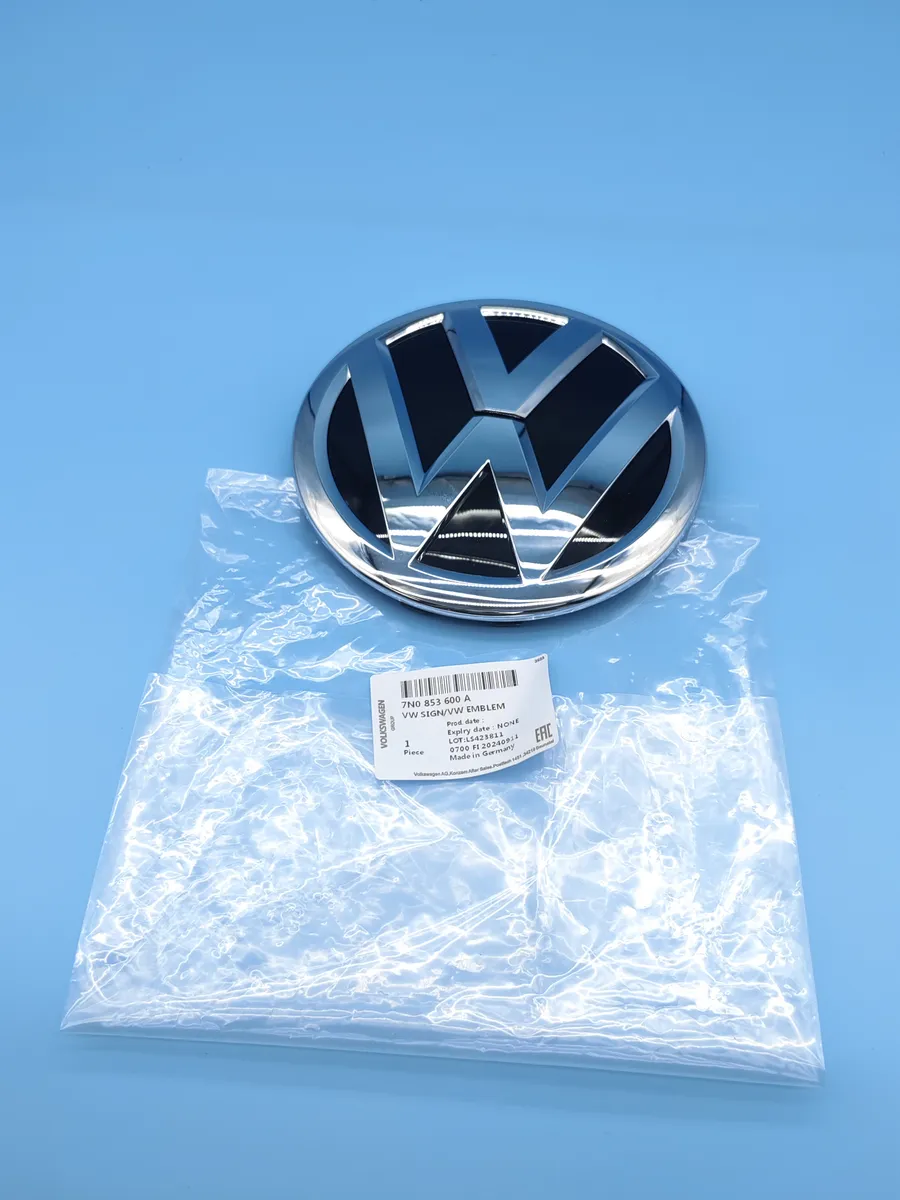 Эмблема решетки радиатора Volkswagen 7N0853600AF0D